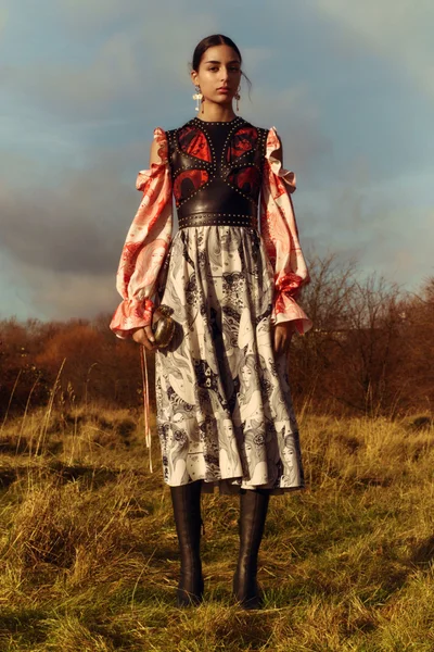 Look 13